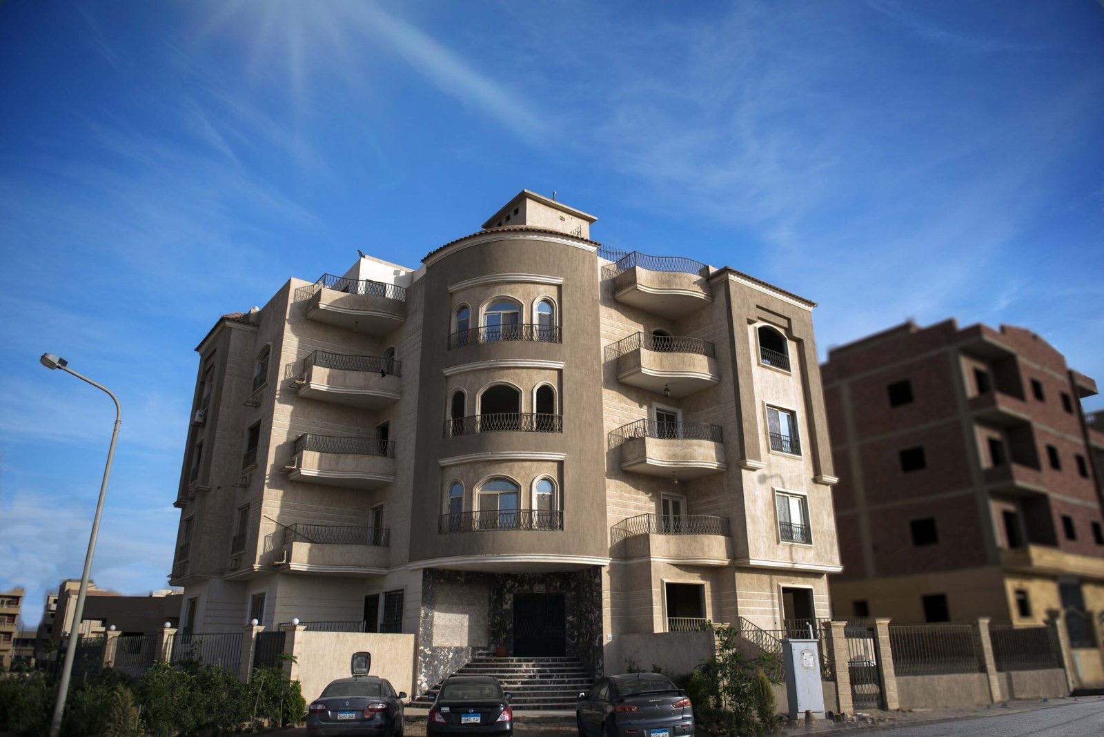 حدائق أكتوبر — عمارة سكنية مُسلَّمة من سكن جروب